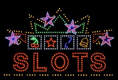 paus138 platform showing slot games, live casino tables, and sportsbook markets